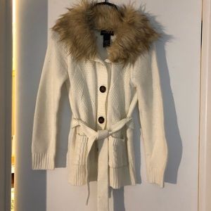 White Knit Sweater with Faux Fur Neckline